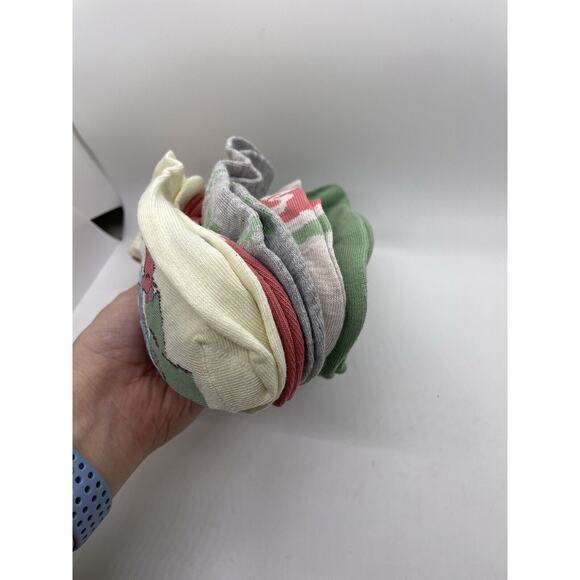 DISNEY Mid-crew Socks ~ Size 4-10. 5 Pair. BRAND NEW!!! - Picture 6 of 7